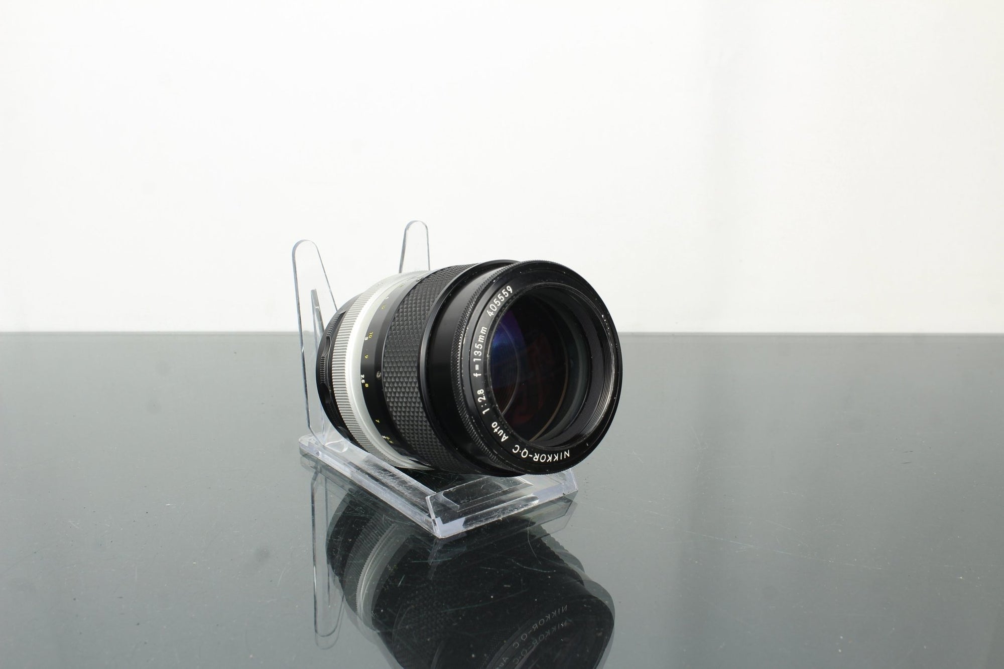 Nikon Nikkor F Auto 135mm 2.8 lens (F - mount) - Dutch|Thrift