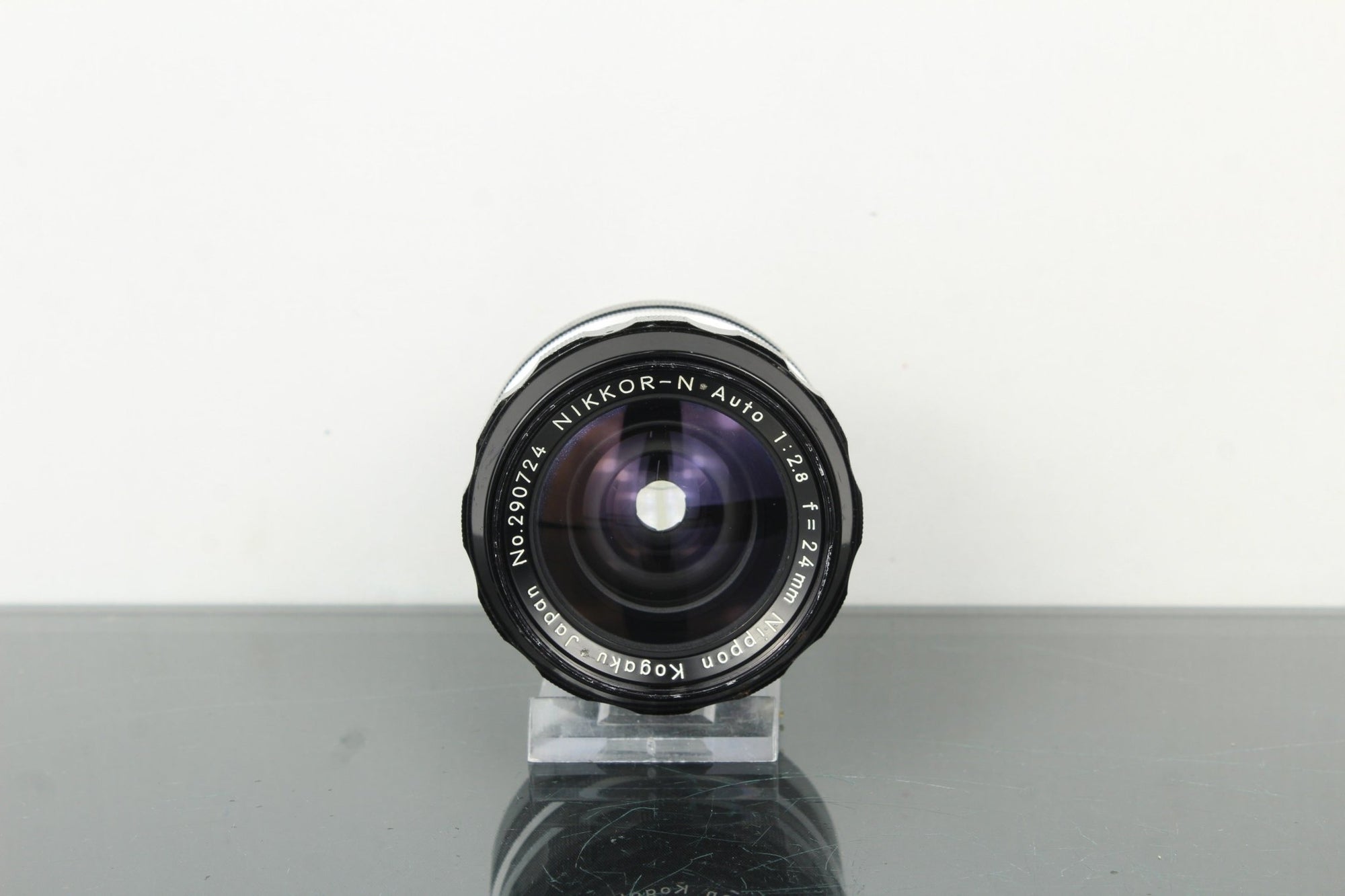 Nikon NIKKOR - N Auto 24mm f/2.8 - Dutch|Thrift