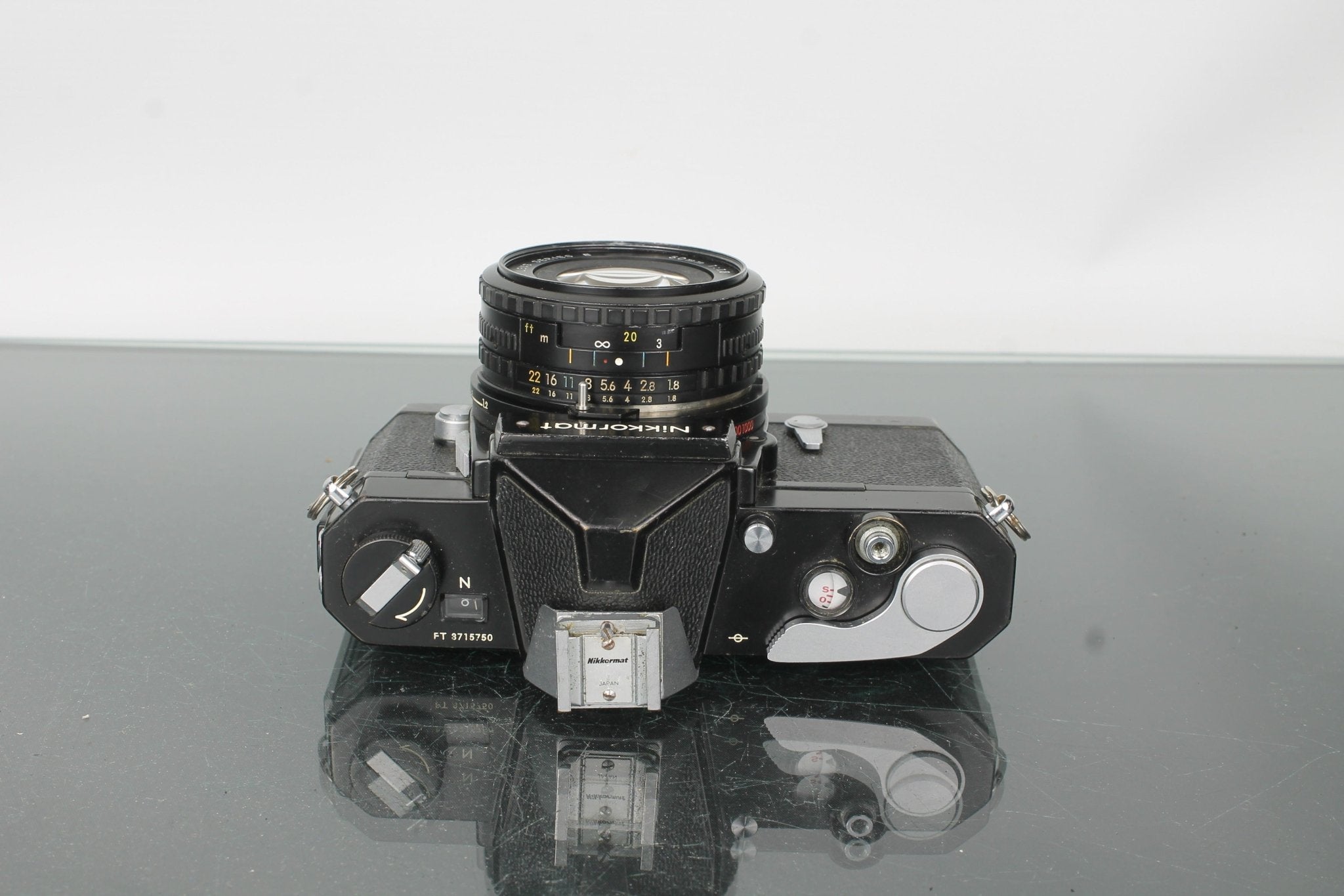 Nikon Nikkormat FT2 SLR Film Camera with 50mm f/1.8 Lens – Dutch