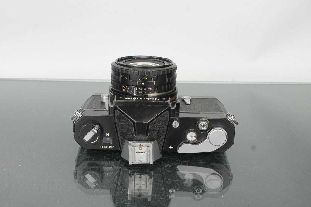 Nikon Nikkormat - Dutch|Thrift