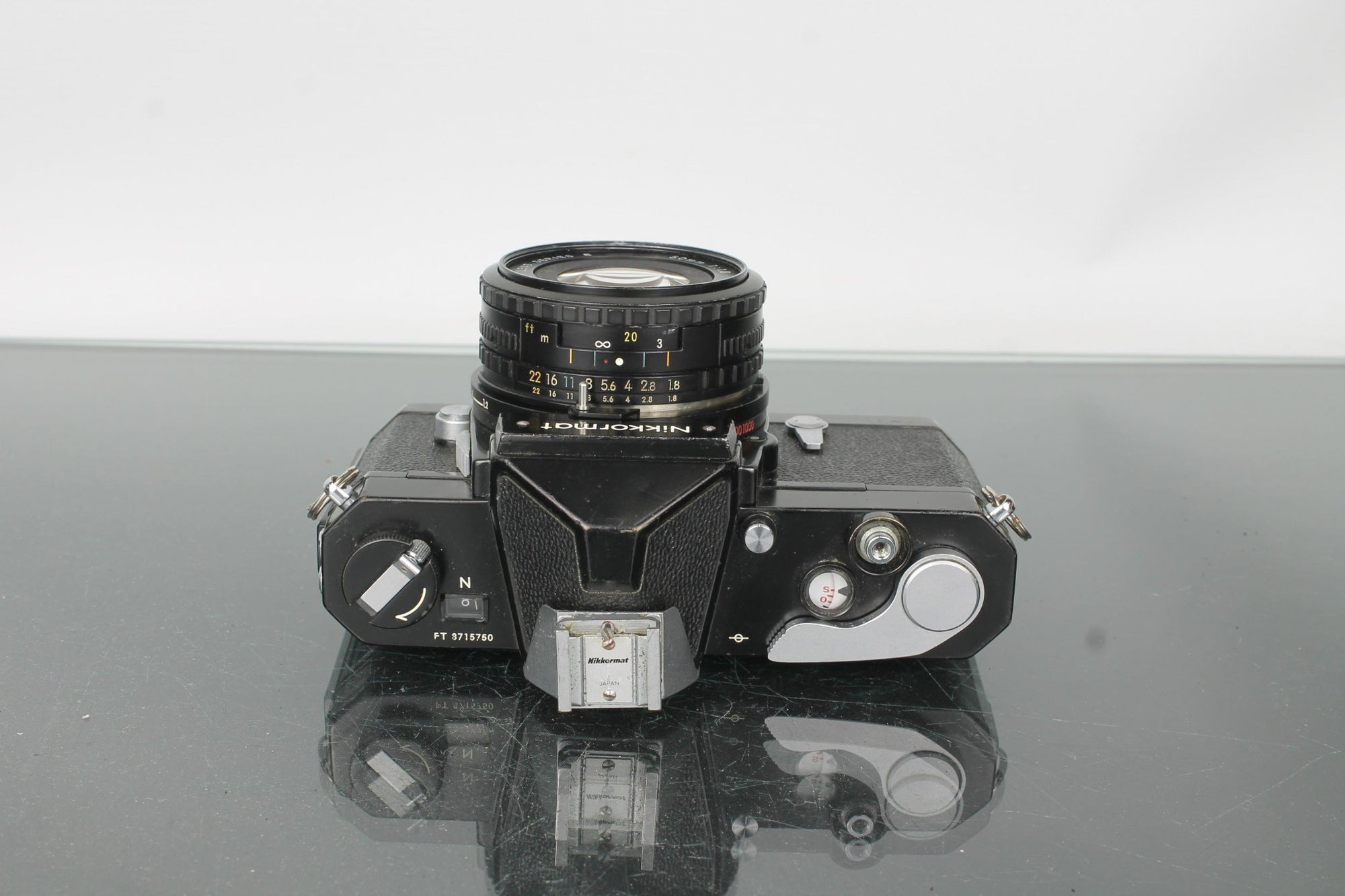 Nikon Nikkormat - Dutch|Thrift
