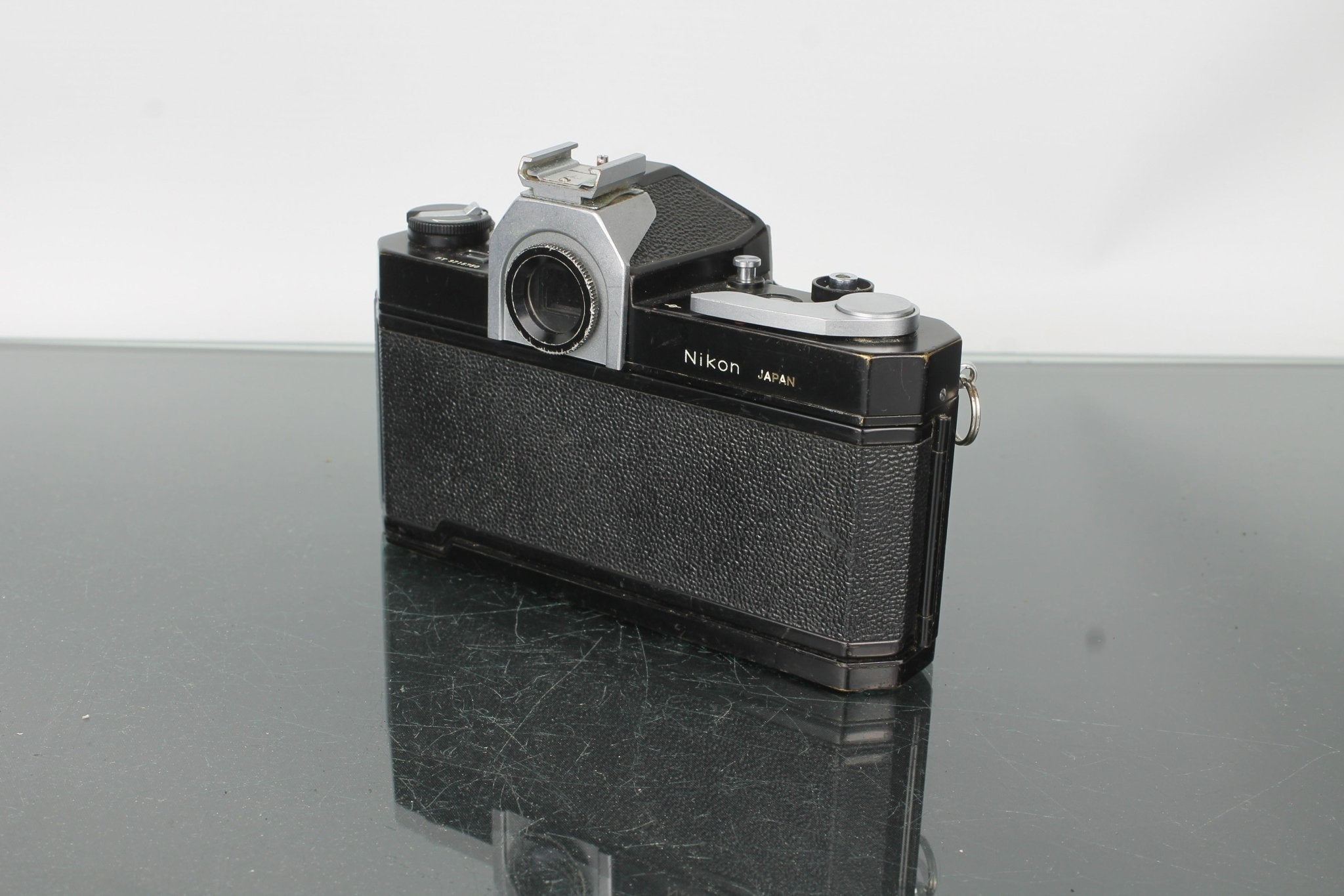Nikon Nikkormat FT2 SLR Film Camera with 50mm f/1.8 Lens – Dutch