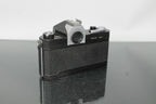 Nikon Nikkormat - Dutch|Thrift