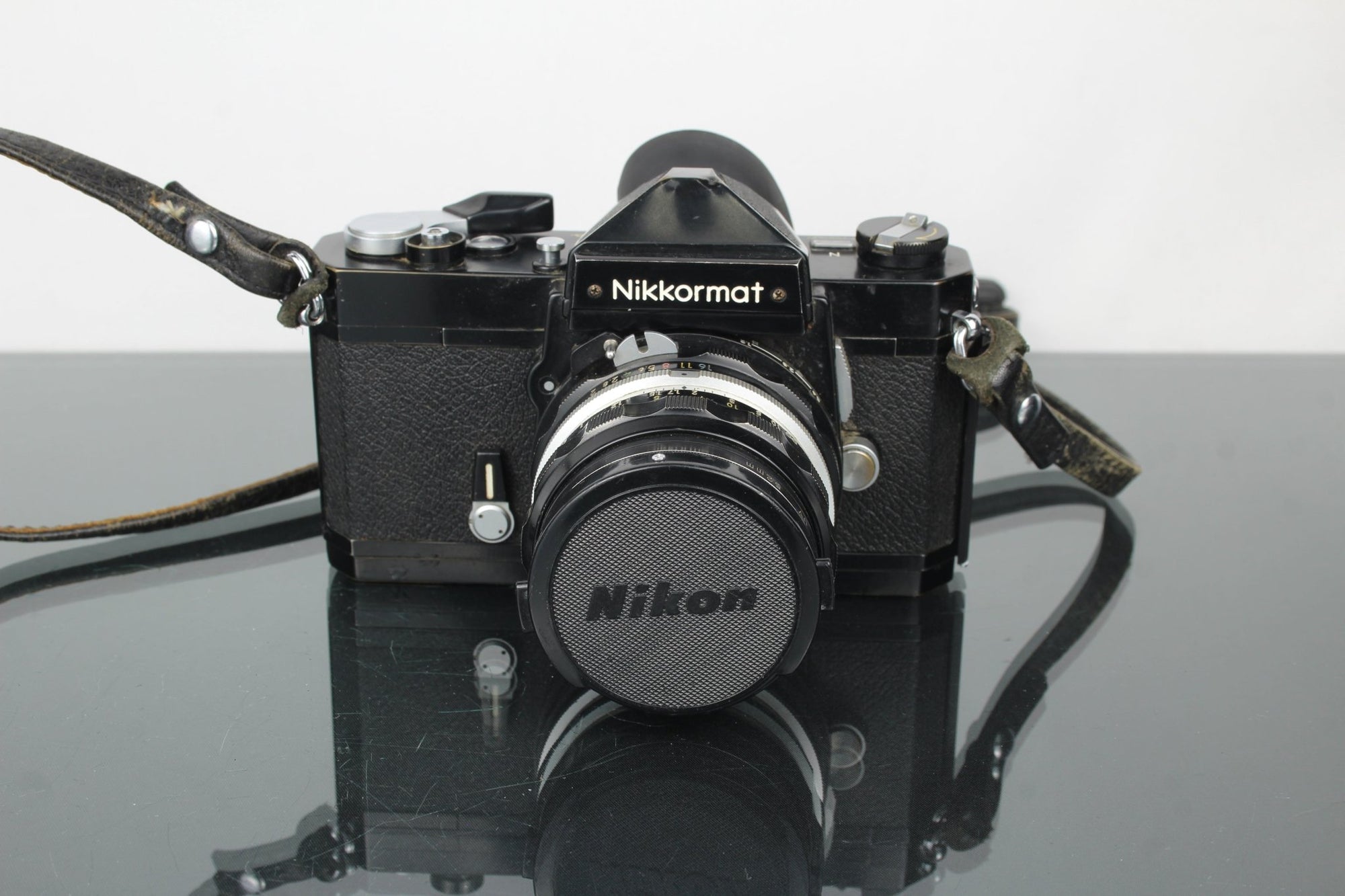 Nikon Nikkormat FT + Nikkor - H.C Auto 50mm f/2 lens - Dutch|Thrift