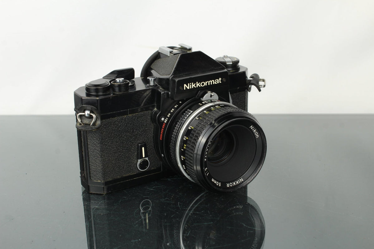 Nikon Nikkormat FT2N + 50mm 1:2 Nikon lens - Dutch|Thrift