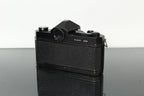 Nikon Nikkormat + Nikkor 1:2 50mm - Dutch|Thrift