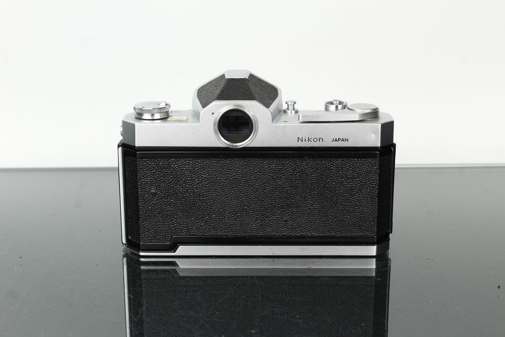 Nikon Nikkormat + Nikkor - H Auto 1:2 50mm - Dutch|Thrift