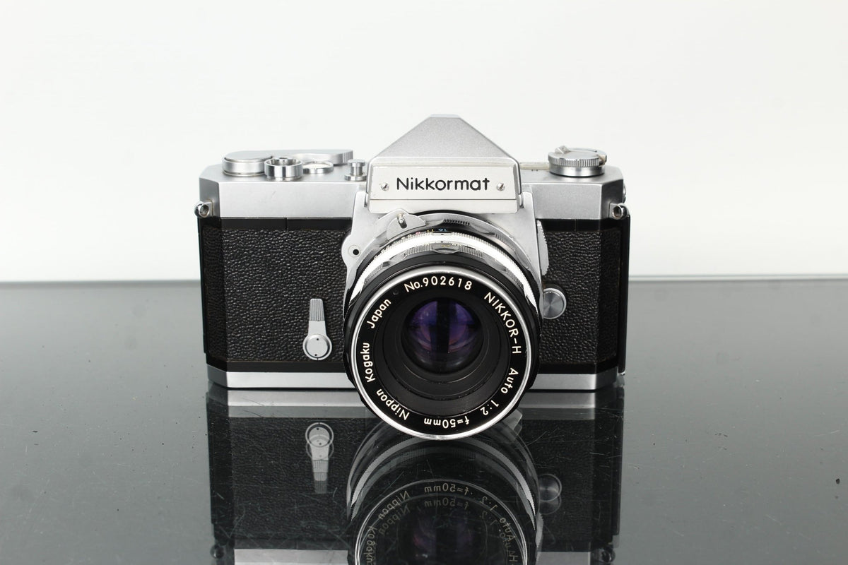 Nikon Nikkormat + Nikkor - H Auto 1:2 50mm - Dutch|Thrift