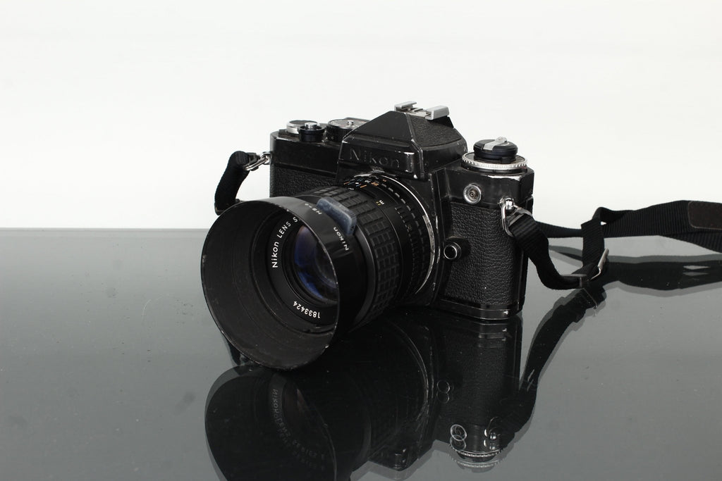 Nikon PE + Nikon Lens Series E 100mm f/2.8 - Dutch|Thrift