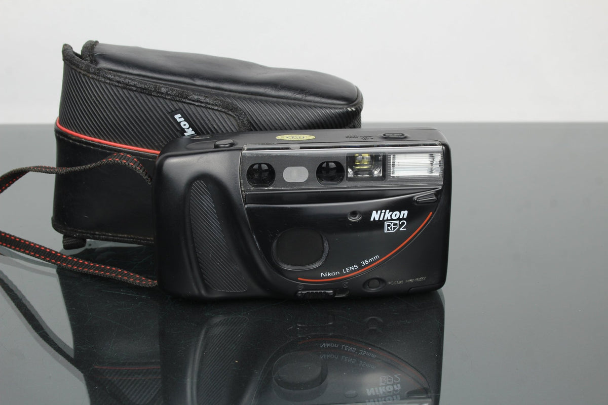 Nikon RF2 - Dutch|Thrift