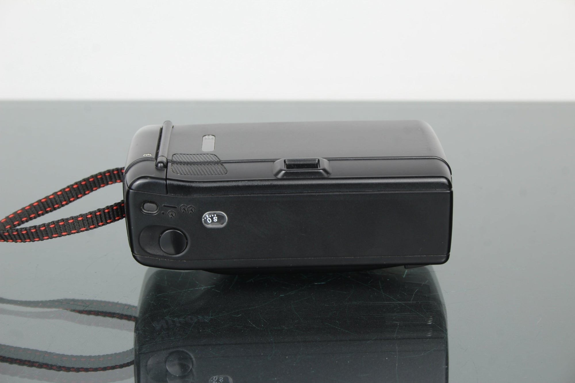 Nikon W35 - Dutch|Thrift