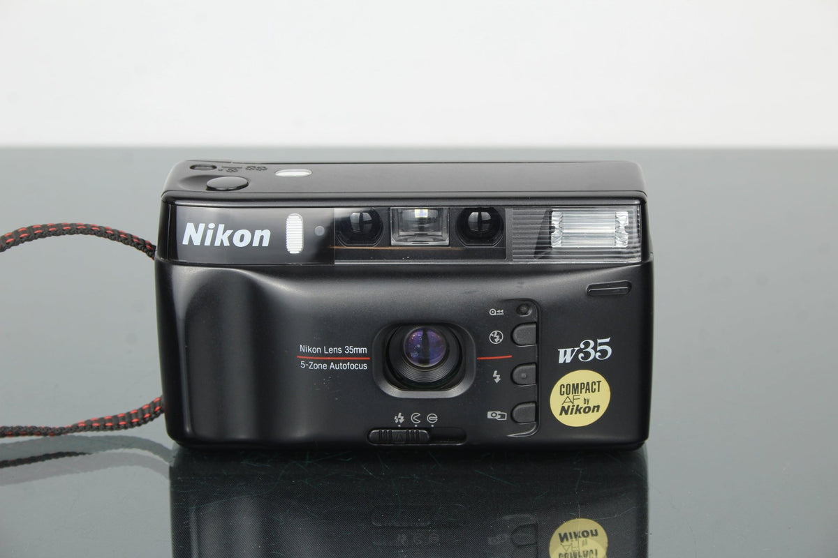 Nikon W35 - Dutch|Thrift