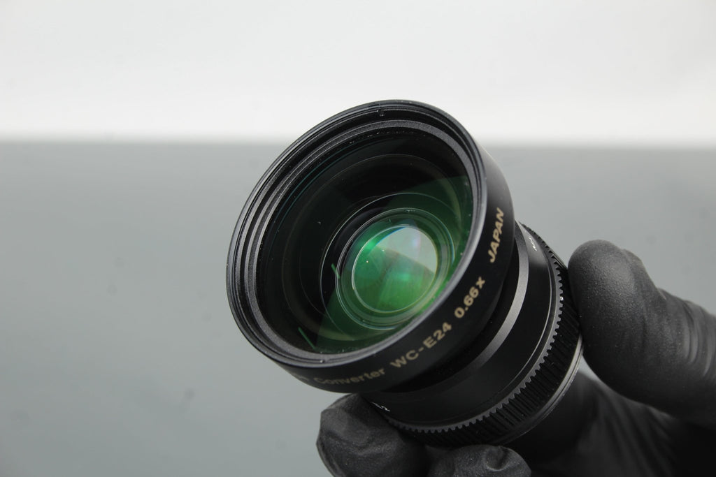 Nikon Wide Converter WC - E24 0.66x - Dutch|Thrift