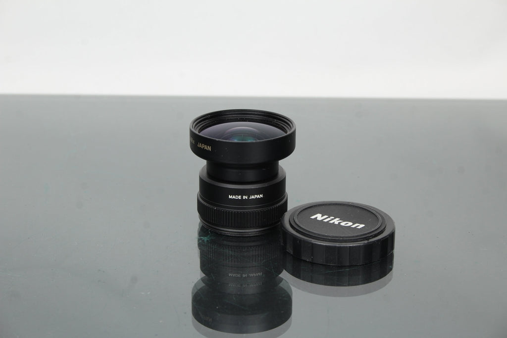 Nikon Wide Converter WC - E24 0.66x - Dutch|Thrift
