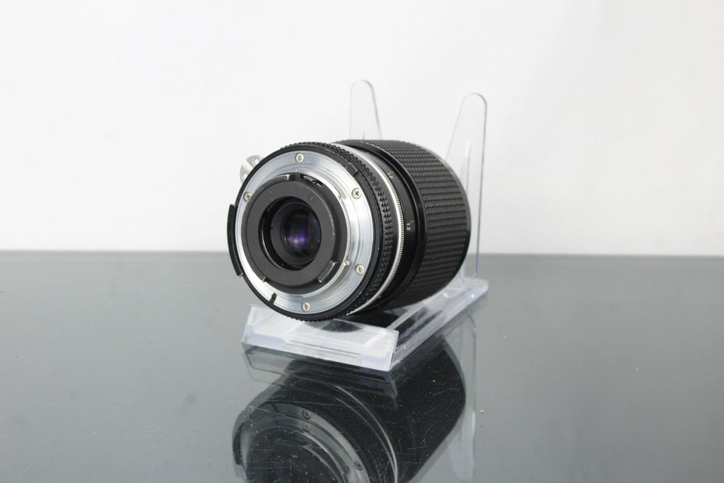 Nikon Zoom Nikkor 43 - 86mm 1:3.5 F Mount - Dutch|Thrift