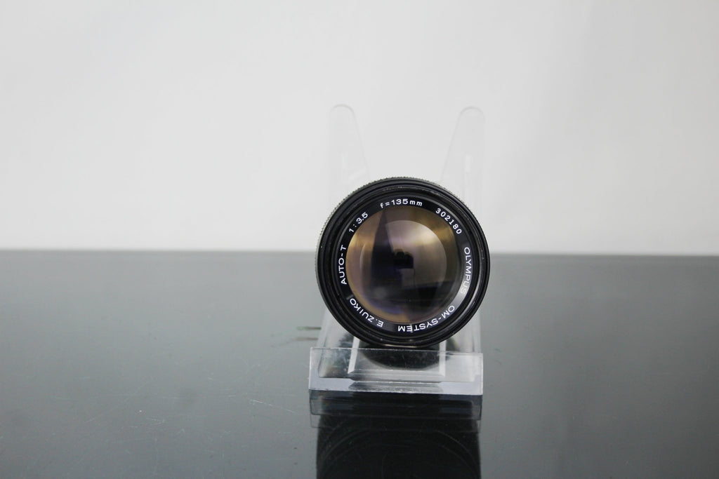 Olympus 1:3.5 F=135mm OM Mount - Dutch|Thrift