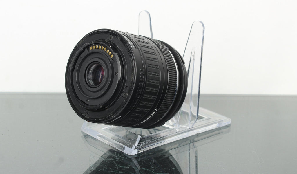 Olympus 14 - 42mm 1:3.5 - 5.6 ED 4/3 mount - Dutch|Thrift