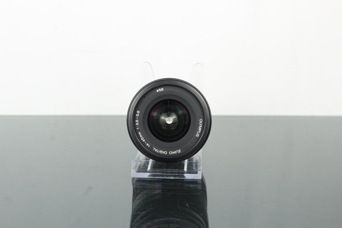 Olympus 14 - 45mm 1:3.5 - 5.6 Digital E Mount - Dutch|Thrift