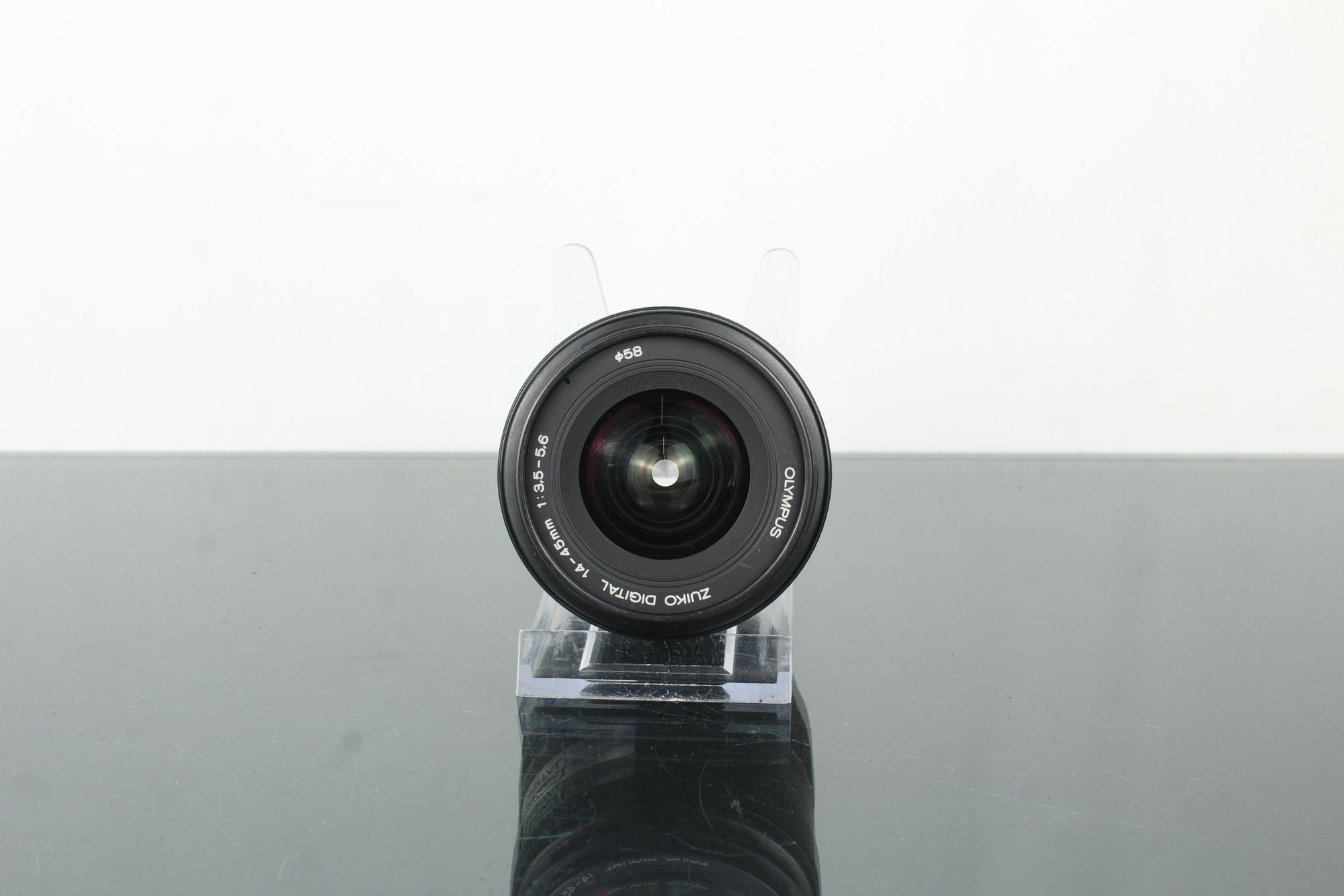 Olympus 14 - 45mm 1:3.5 - 5.6 Digital E Mount - Dutch|Thrift