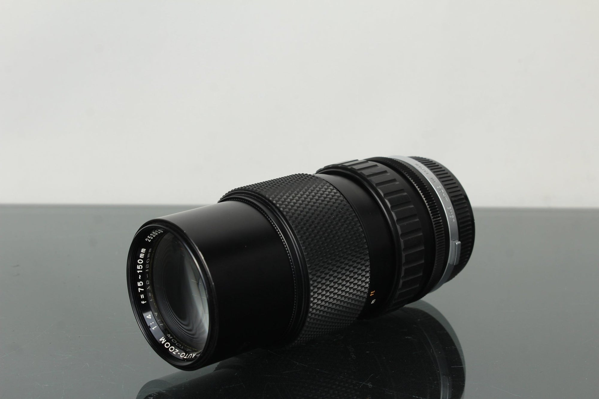 Olympus 1:4 F=75 - 150mm OM Mount - Dutch|Thrift