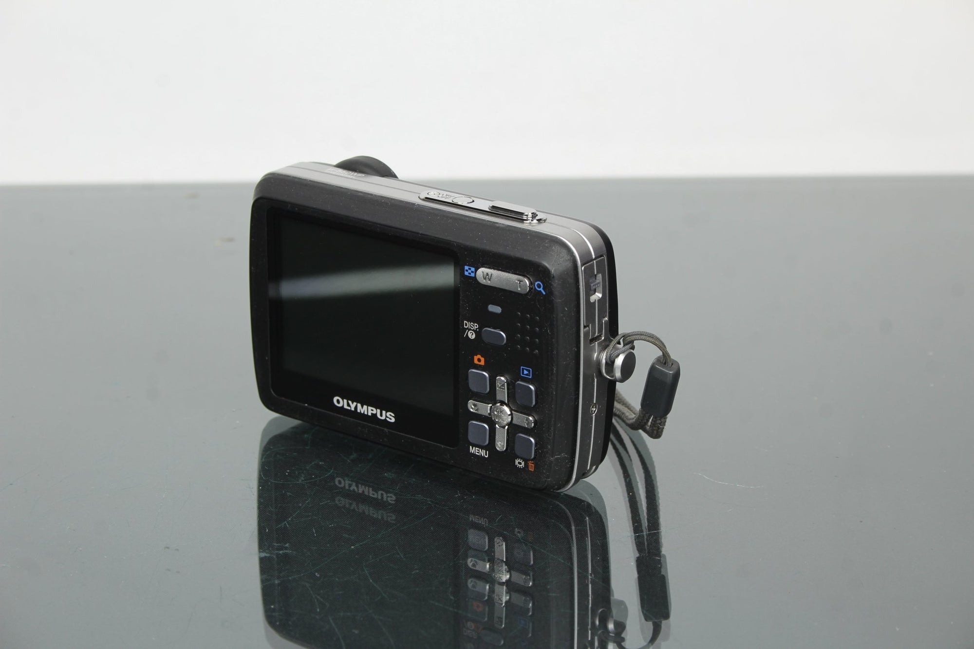 Olympus 550WP Waterproof - Dutch|Thrift