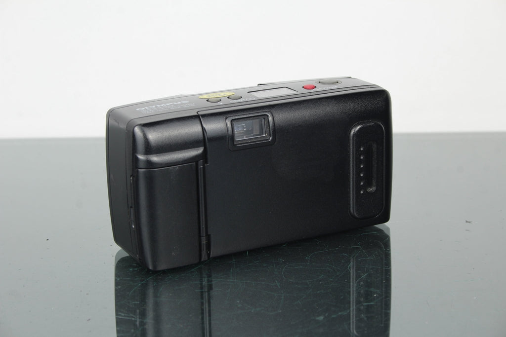 Olympus AF - 1 Twin - Dutch|Thrift