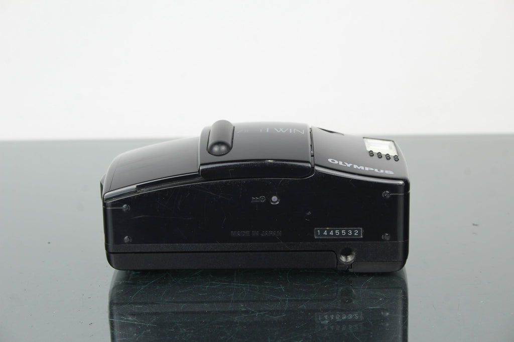 Olympus AF - 1 Twin - Dutch|Thrift