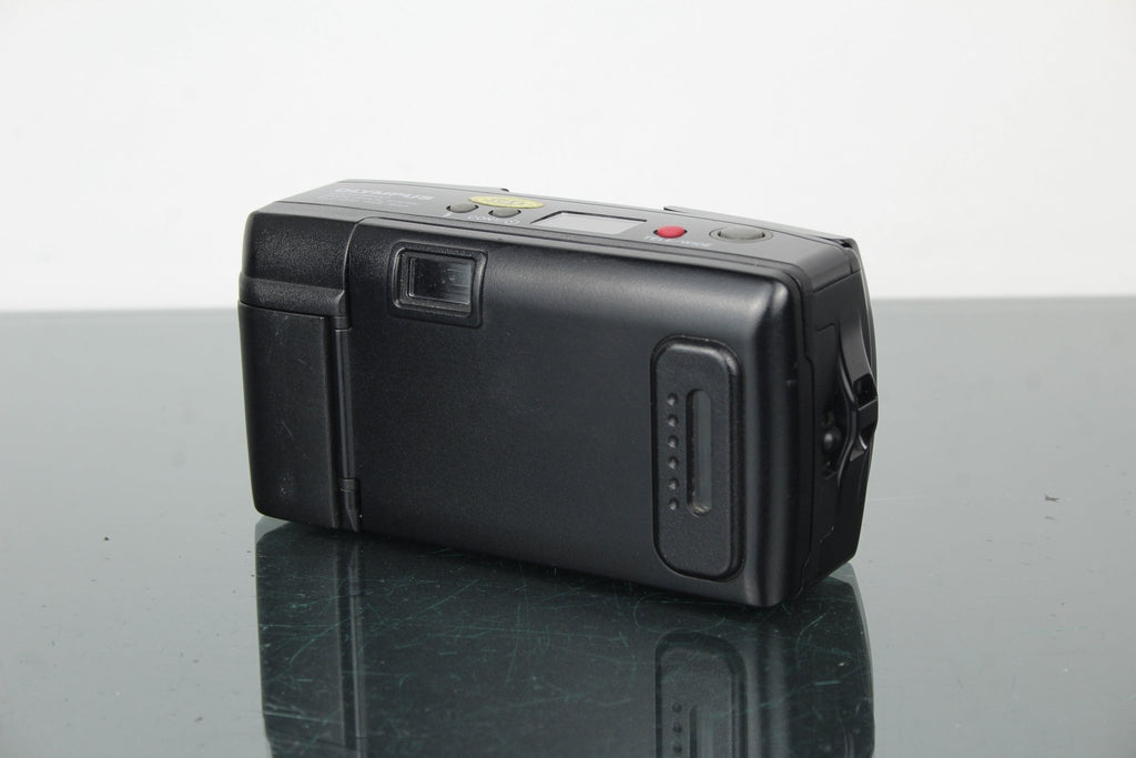 Olympus AF - 1 Twin - Dutch|Thrift