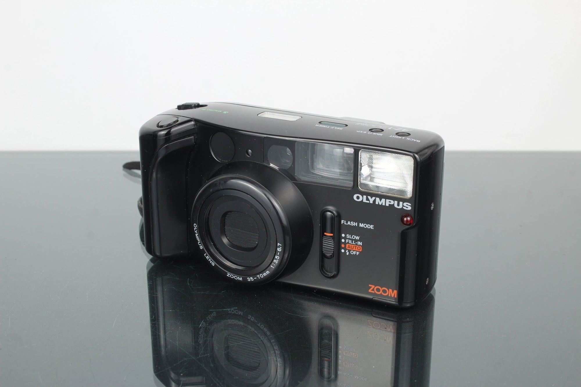 Olympus AZ - 1 ZOOM - Dutch|Thrift