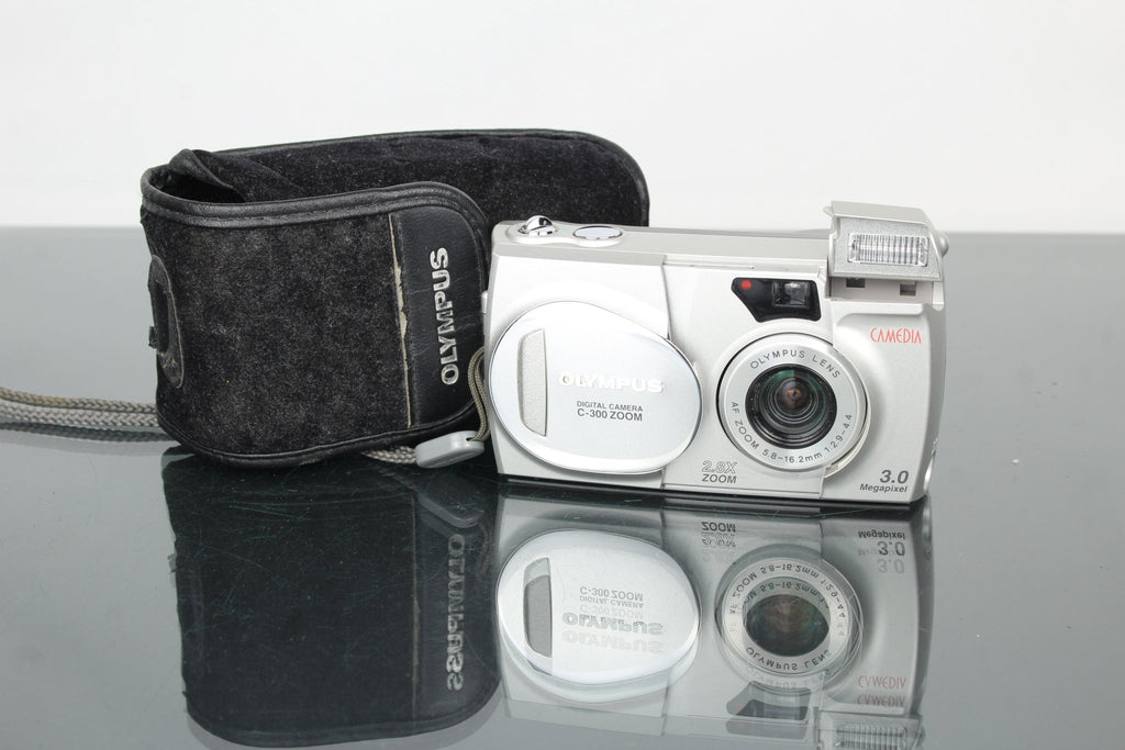 Olympus Camedia C - 300 Zoom - Dutch|Thrift