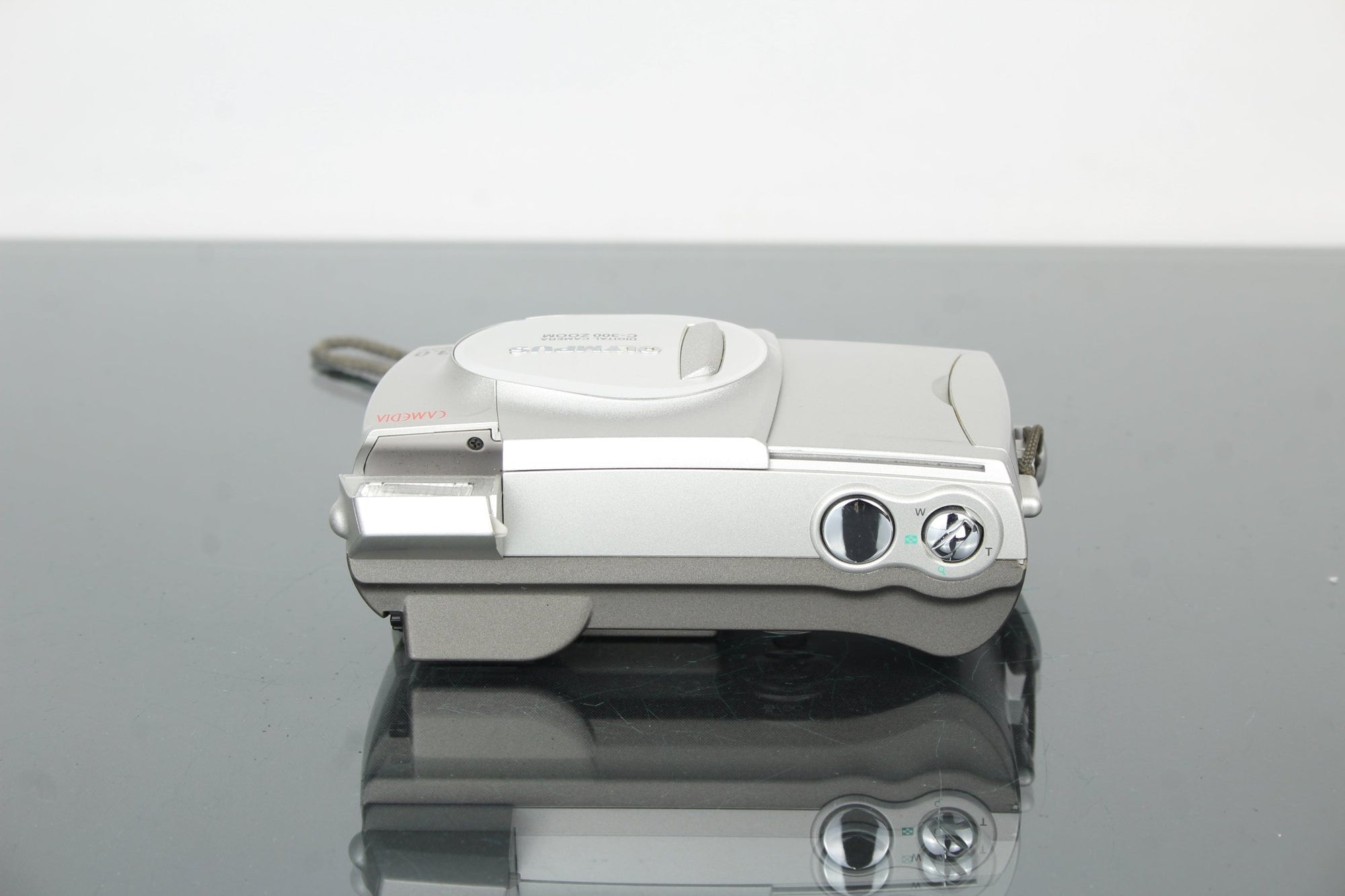 Olympus Camedia C - 300 Zoom - Dutch|Thrift