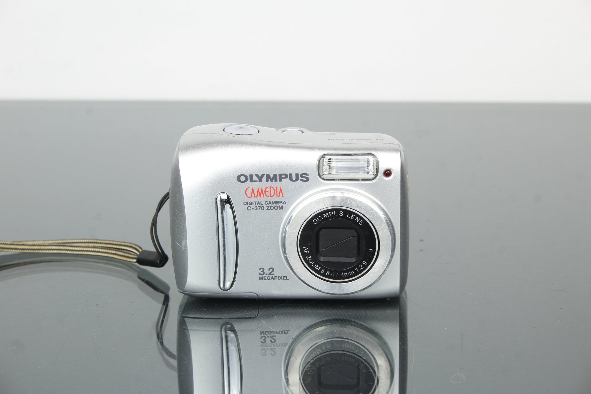 Olympus Camedia C - 370 Zoom - Dutch|Thrift