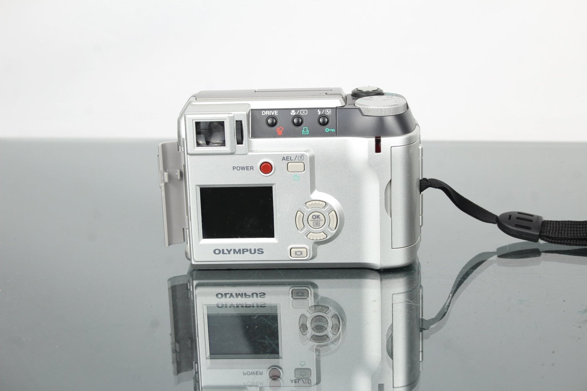 Olympus Camedia C - 725 - Dutch|Thrift