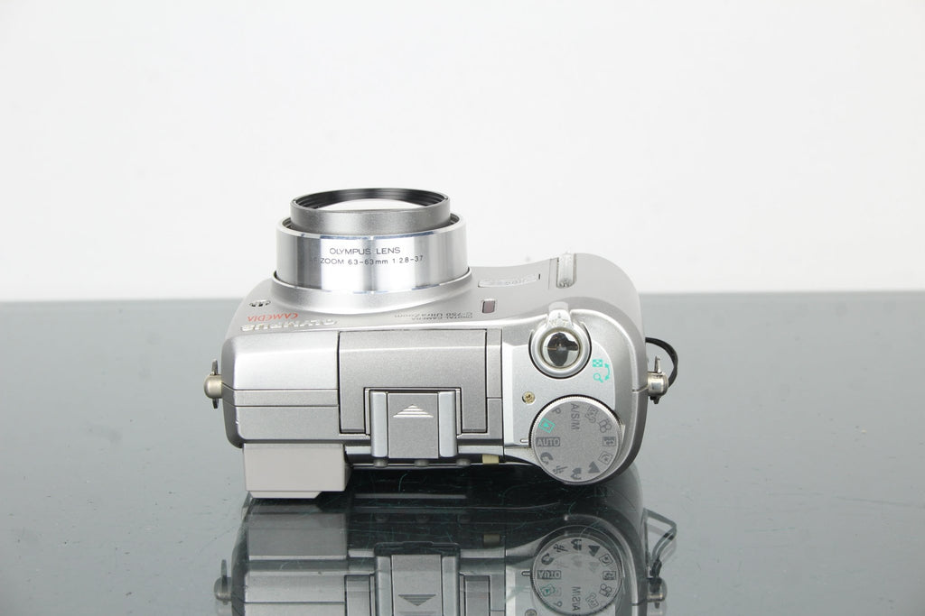 Olympus CAMEDIA C - 750 - Dutch|Thrift