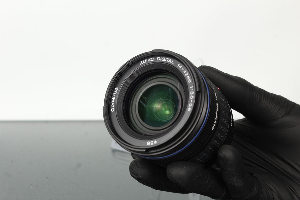 Olympus D 14 - 42mm 1:3.5 - 5.6 - Dutch|Thrift