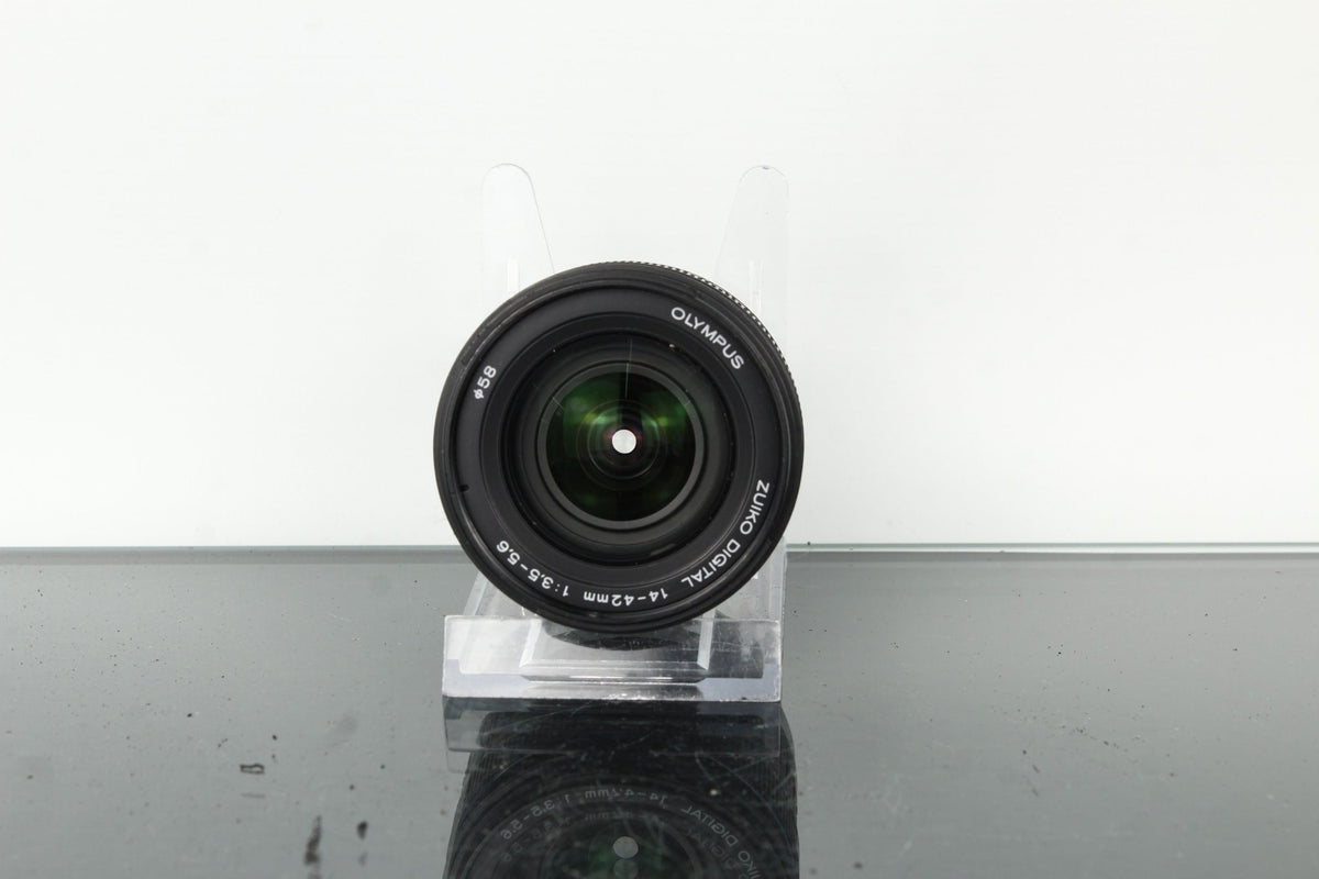 Olympus D 14 - 42mm 1:3.5 - 5.6 - Dutch|Thrift