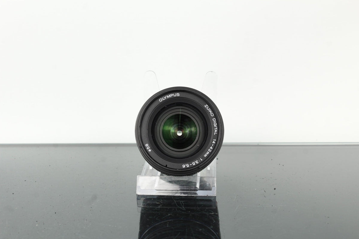 Olympus D 14 - 42mm 1:3.5 - 5.6 - Dutch|Thrift