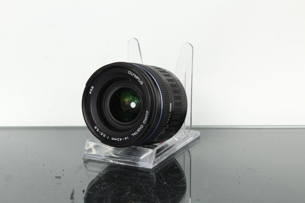 Olympus D 14 - 42mm 1:3.5 - 5.6 - Dutch|Thrift