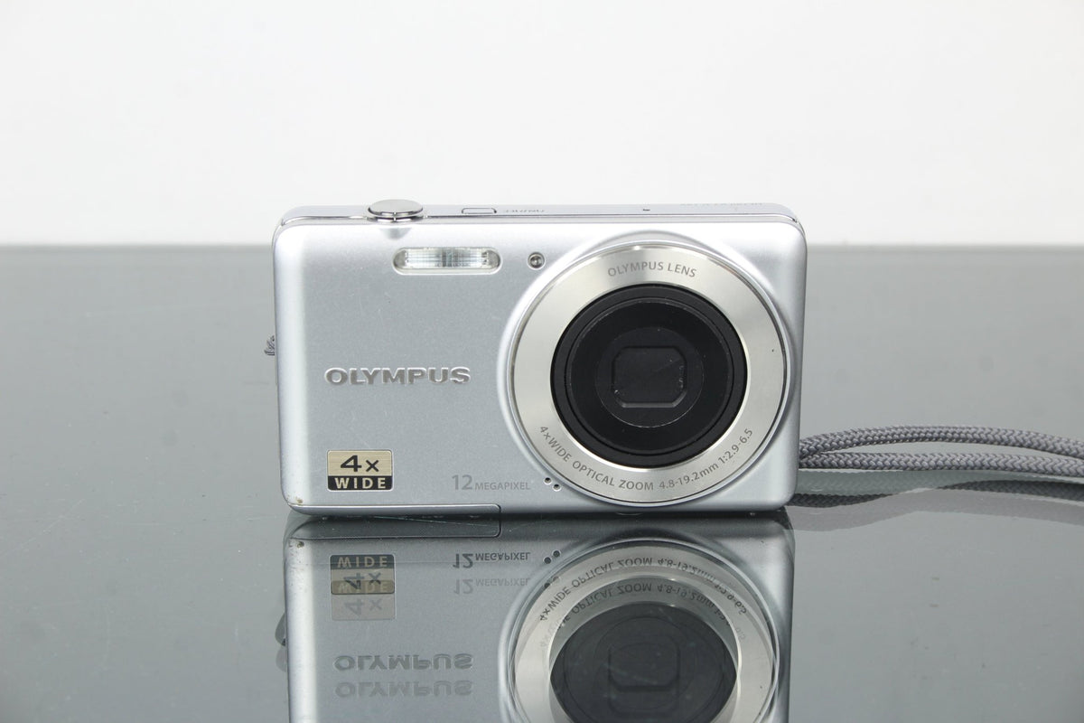 Olympus D - 700 - Dutch|Thrift