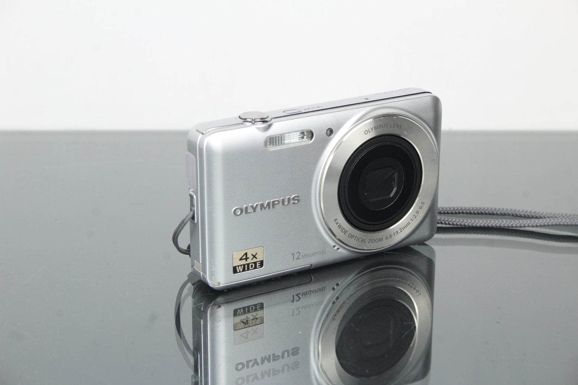 Olympus D - 700 - Dutch|Thrift