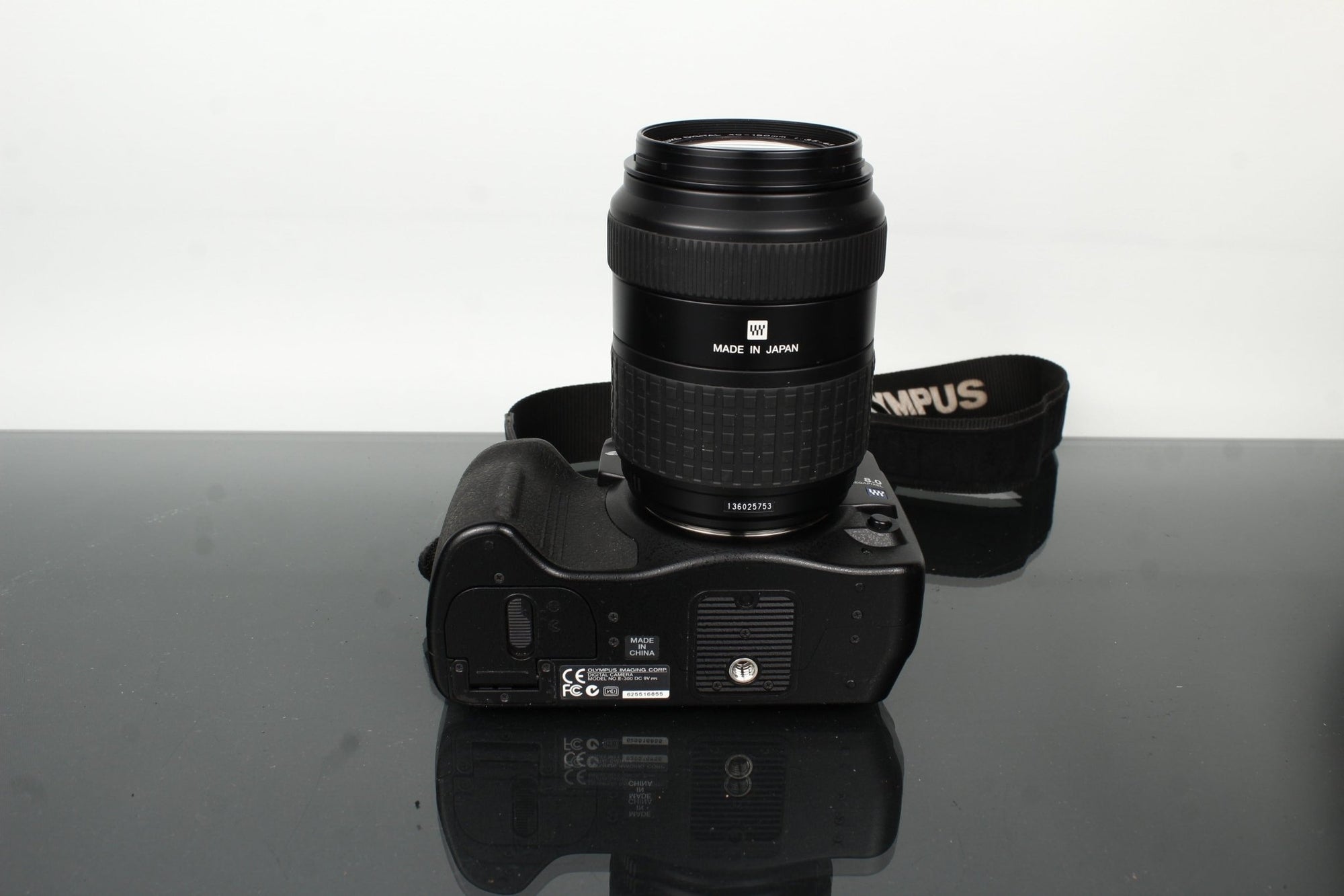 Olympus E - 300 + Zuiko 40 - 150mm f/3.5 - 4.5 - Dutch|Thrift