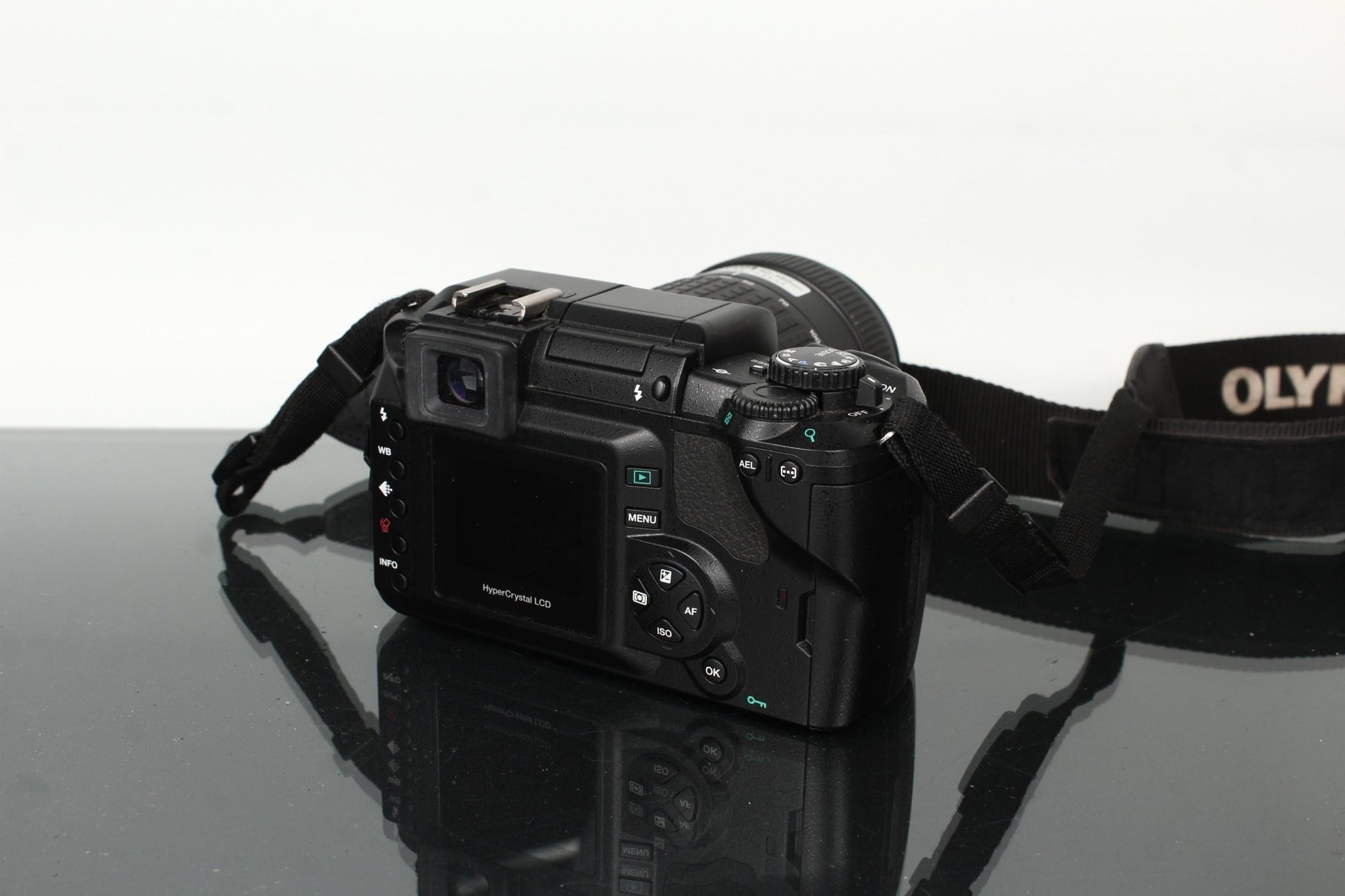 Olympus E - 300 + Zuiko 40 - 150mm f/3.5 - 4.5 - Dutch|Thrift