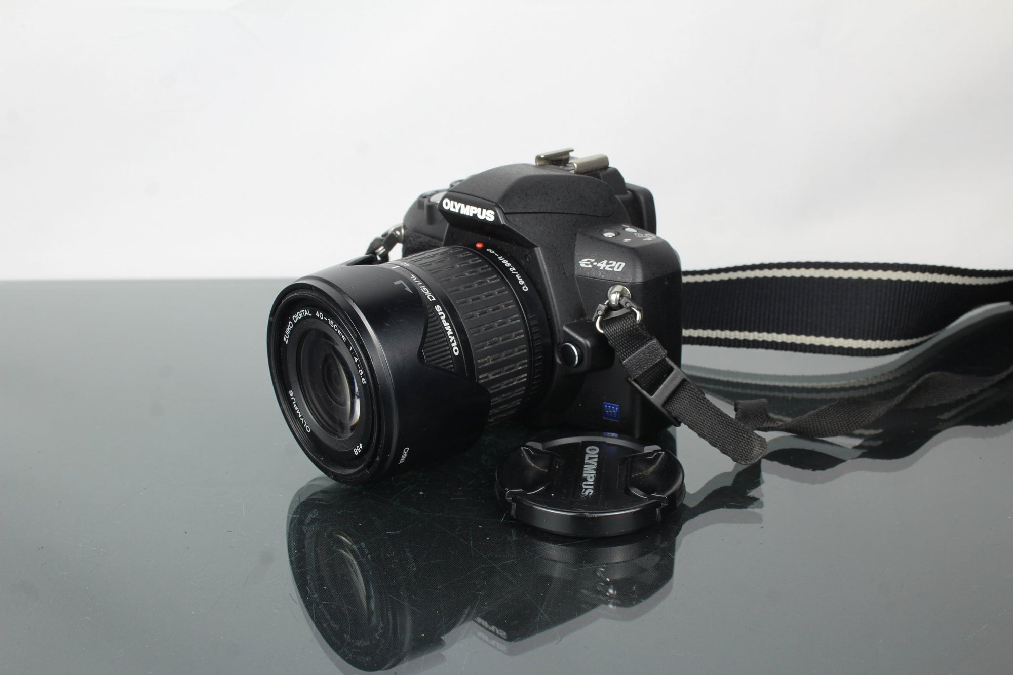 Olympus E - 420 + 14 - 42mm 1:3.5 - 5.6 lens - Dutch|Thrift