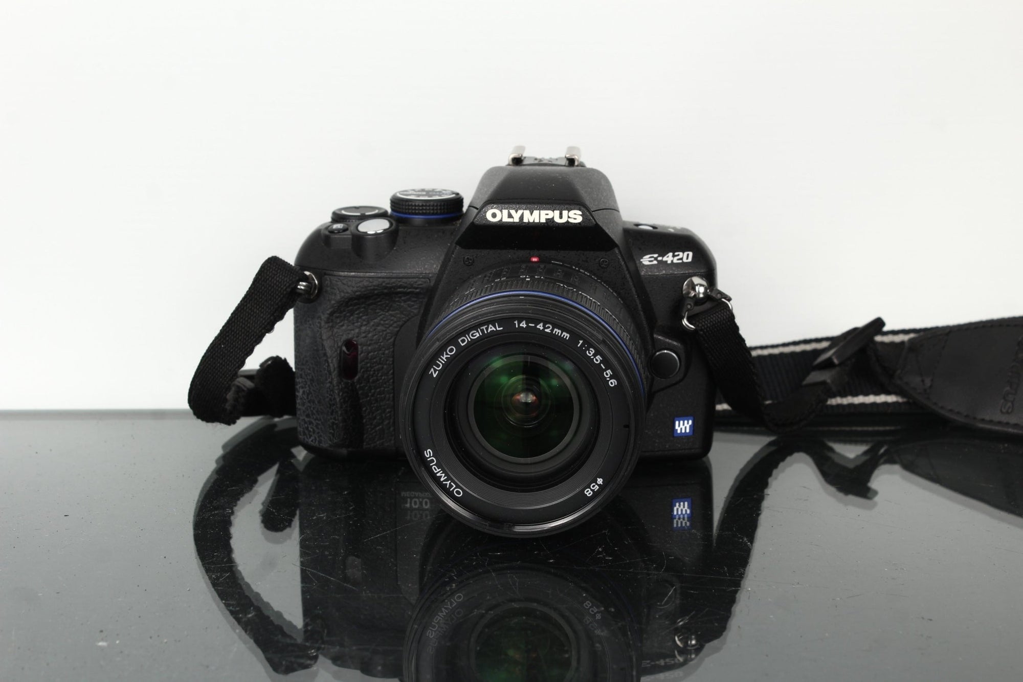 Olympus E - 420 + Olympus 14 - 42mm 1:3.5 - 5.6 - Dutch|Thrift