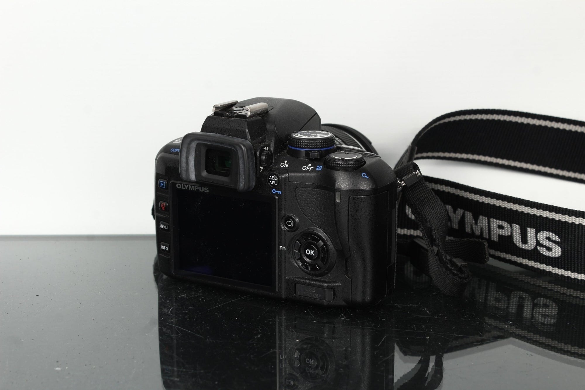 Olympus E - 420 + Olympus 14 - 42mm 1:3.5 - 5.6 - Dutch|Thrift