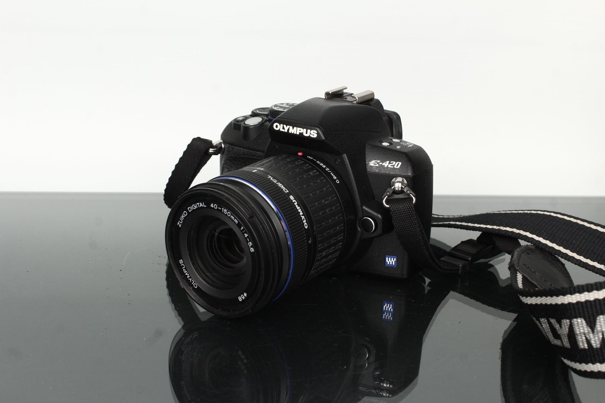 Olympus E - 420 + Zuiko Digital 40 - 150mm 1:4 - 5.6 - Dutch|Thrift