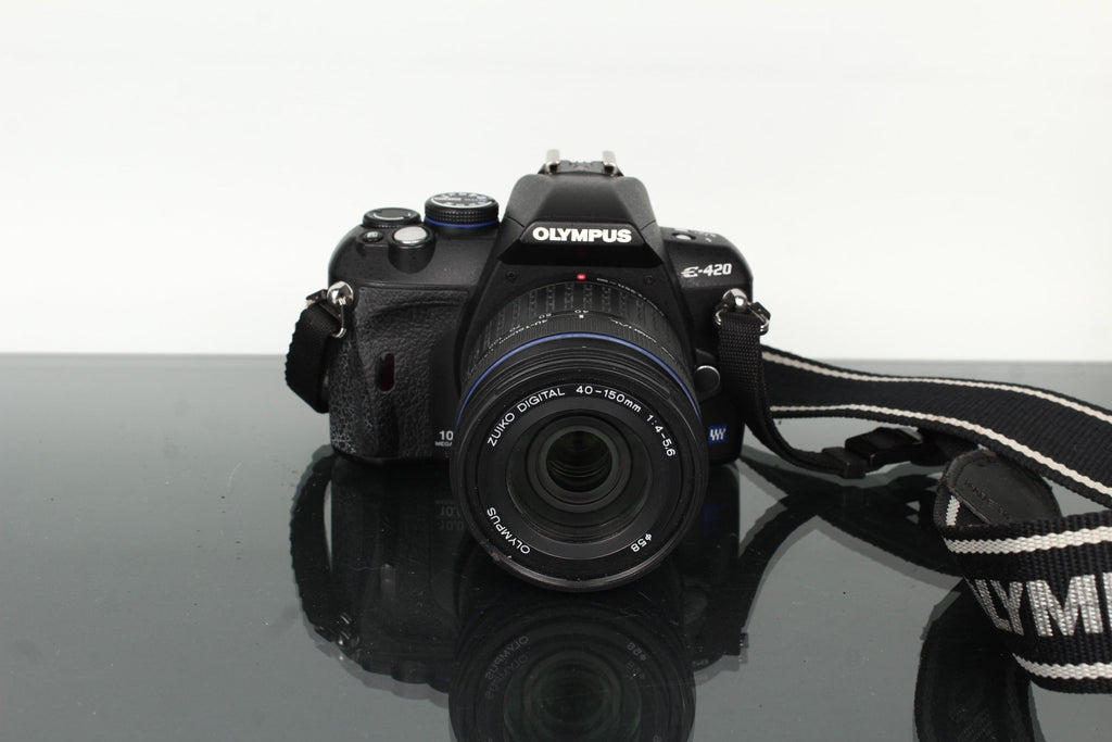 Olympus E - 420 + Zuiko Digital 40 - 150mm 1:4 - 5.6 - Dutch|Thrift