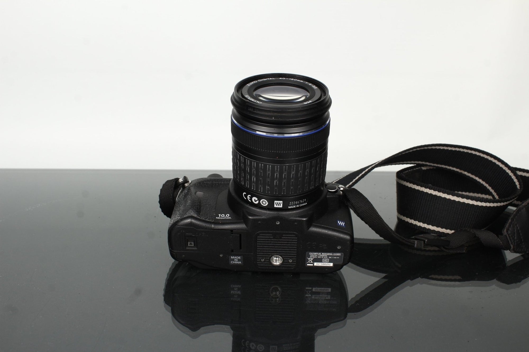 Olympus E - 420 + Zuiko Digital 40 - 150mm 1:4 - 5.6 - Dutch|Thrift