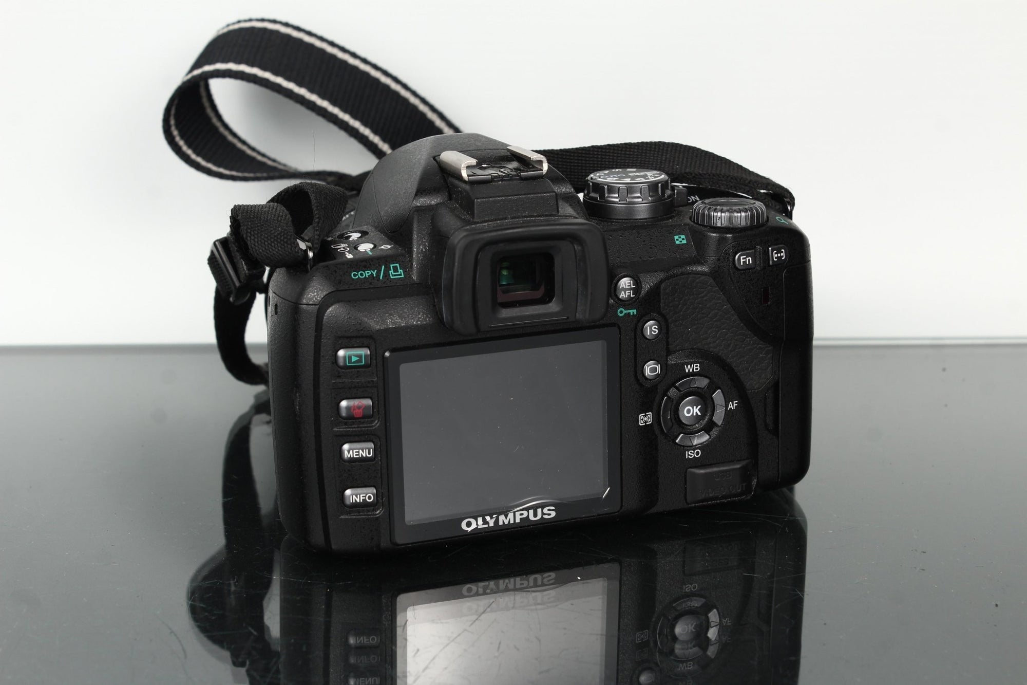 Olympus E - 510 + Zuiko Digital 40 - 150mm 1:4 - 5.6 - Dutch|Thrift