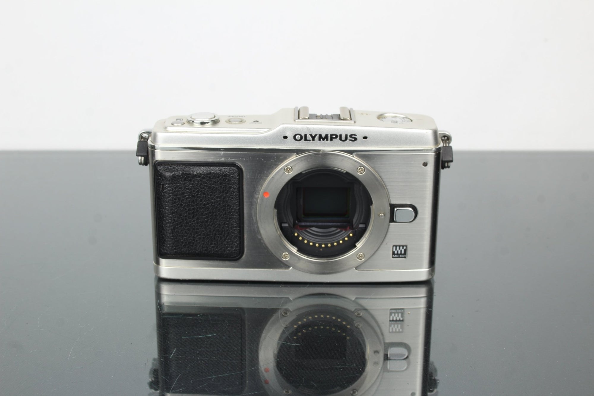 Olympus E - P1 - Dutch|Thrift